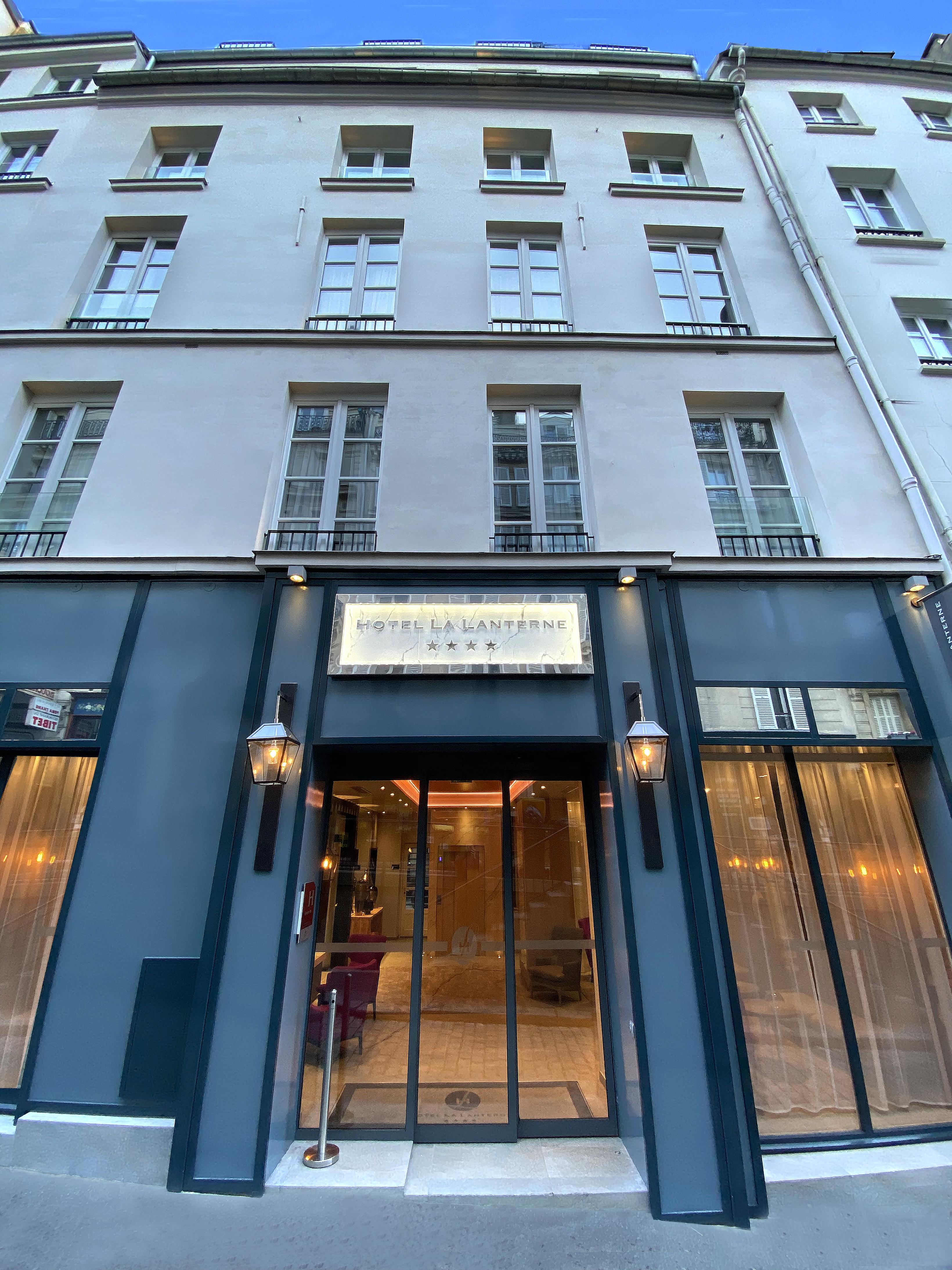 ホテル ラ ランタン パリ エクステリア 写真